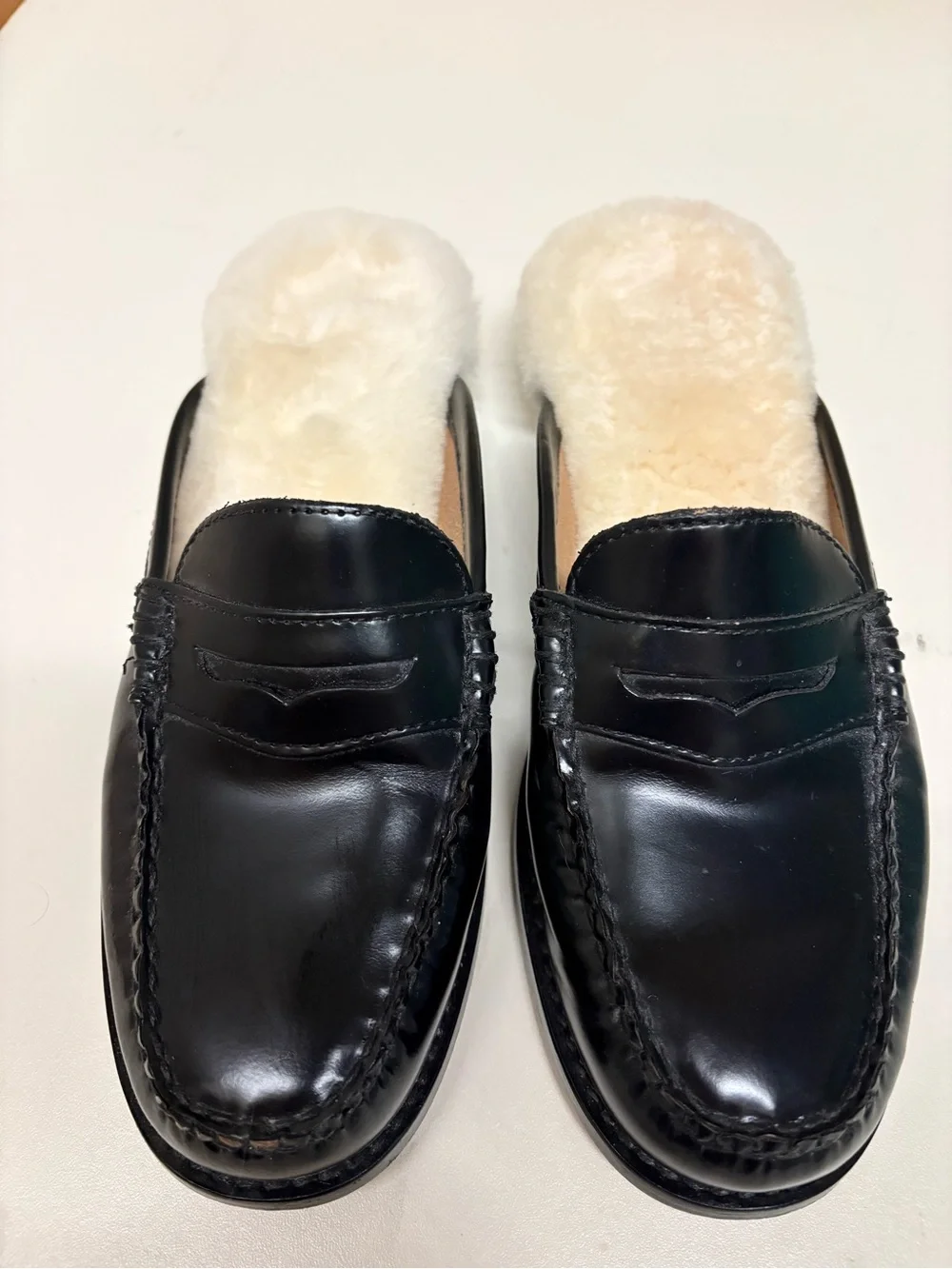 GH Bass Weejuns Wynn Black Leather Shearling-Lined Slip-On Loafers 6.5
